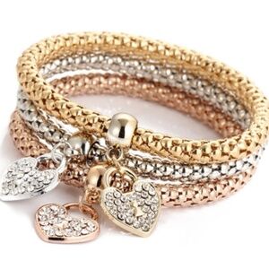 New strechables Bracelets set